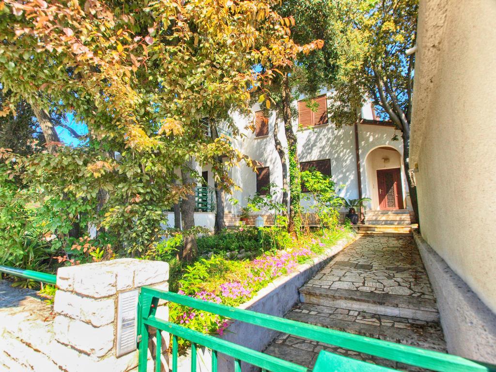 Apartments Evelina 1057 Пьешчана-Увала Экстерьер фото